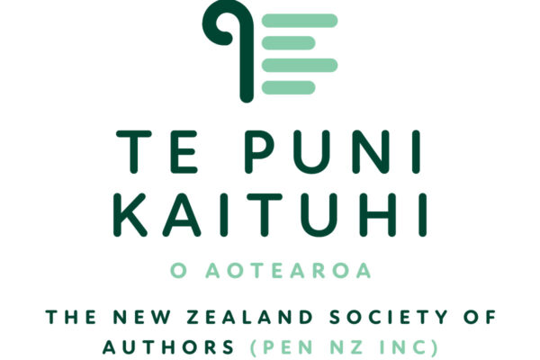 te puni kaituhi logo